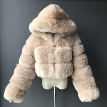 Manteau court à manches longues en fausse fourrure avec capuche