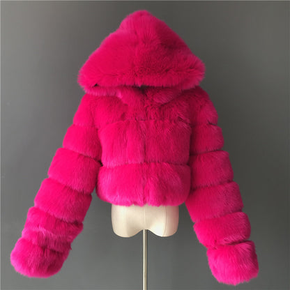 Manteau court à manches longues en fausse fourrure avec capuche